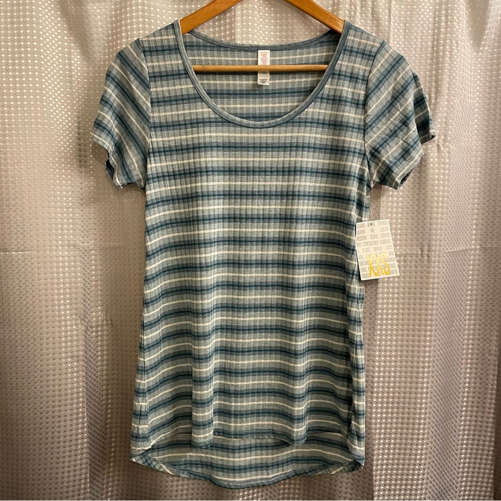 LulaRoe Classic Stripe T-Shirt NWT